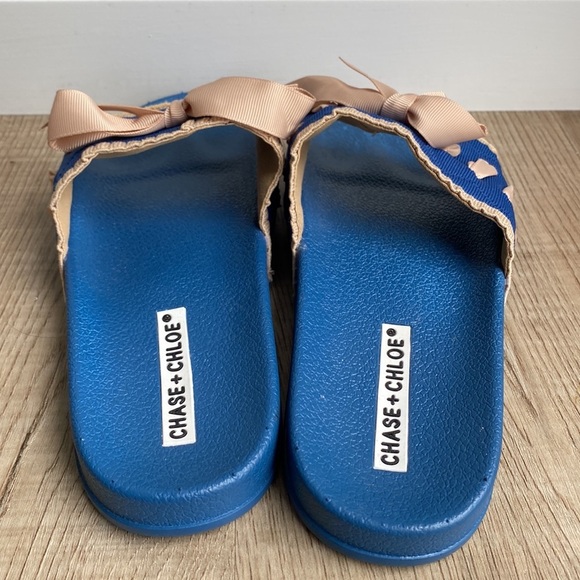 EUC Chase and Chloe Blue Ribbon Bow Slides - Picture 4 of 7